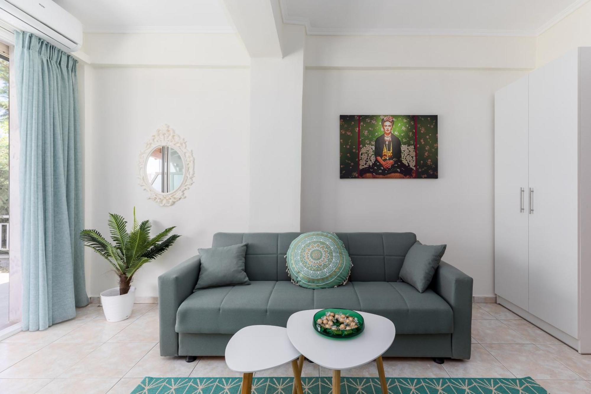 Alexandra'S Maisonette. Paralia Dionisiou Eksteriør billede